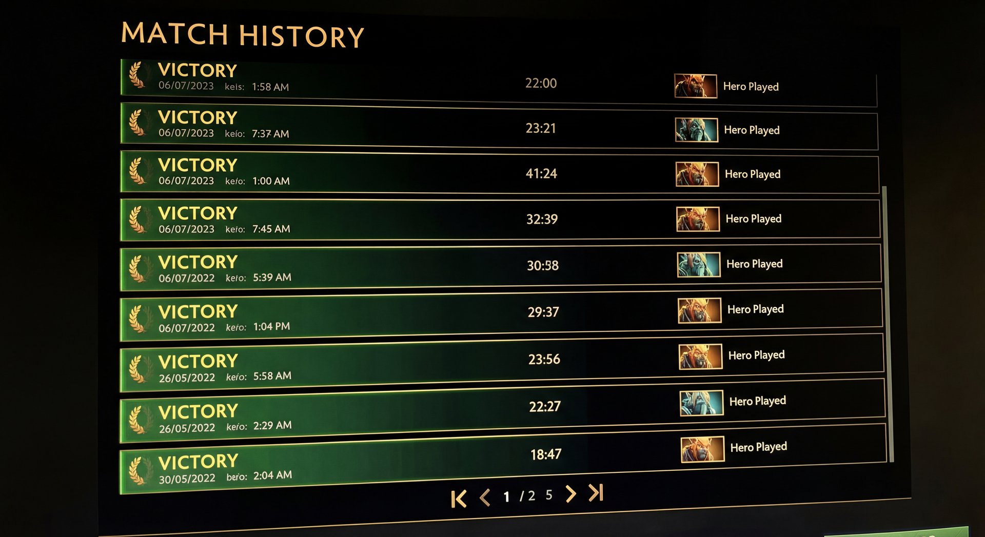 Winning streak graph with golden highlights showing 75%+ win rate
